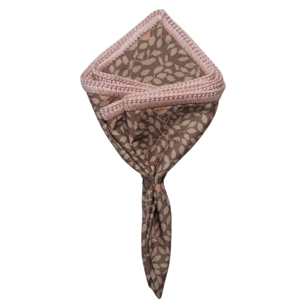 Moca Foglia with Dusty Rose Signature Border-1