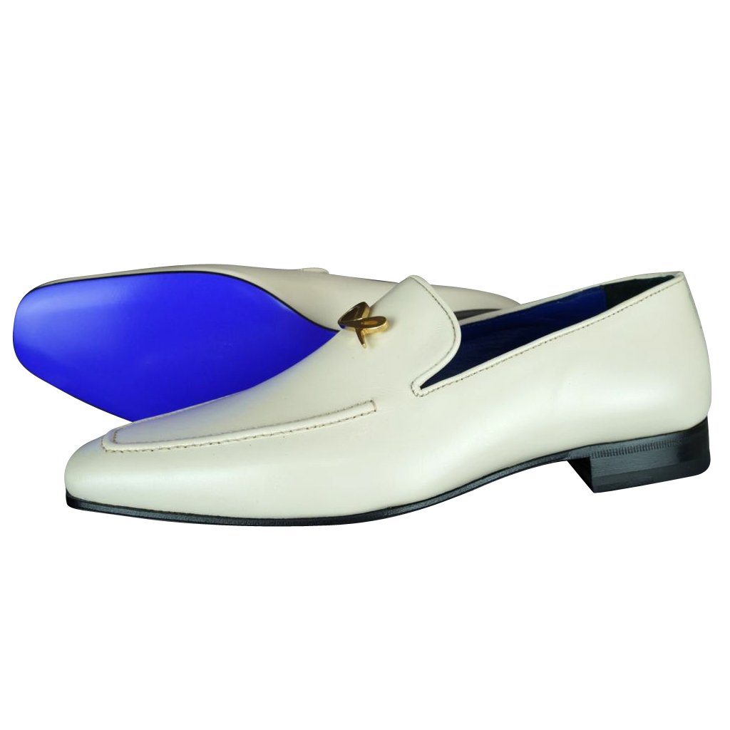 Classica Mascarpone With Yellow Gold Gold Hardware Leather Loafers @ The Vault