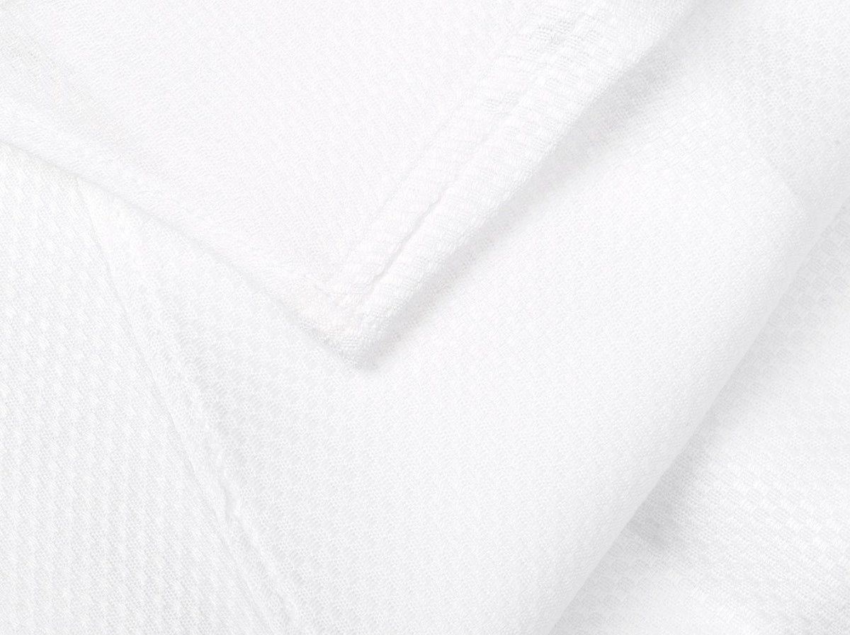 White Evento Tuxedo Shirt @ The Vault-5